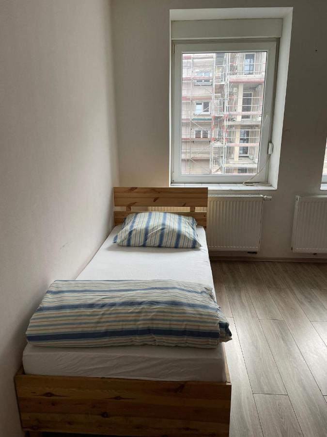 Monteur-Apartment Am Bahnhof Muhlheim am Main 外观 照片